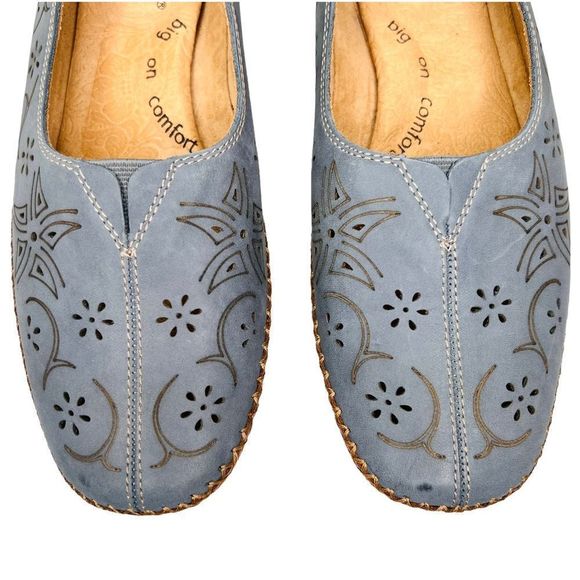 Born CONCEPTS b.o.c Women's Poha Leather Slip-On Flat Loafer Blue 8.5 EUC - Picture 5 of 13